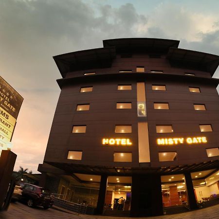 Misty Gate Hotel ไวทีรี ภายนอก รูปภาพ