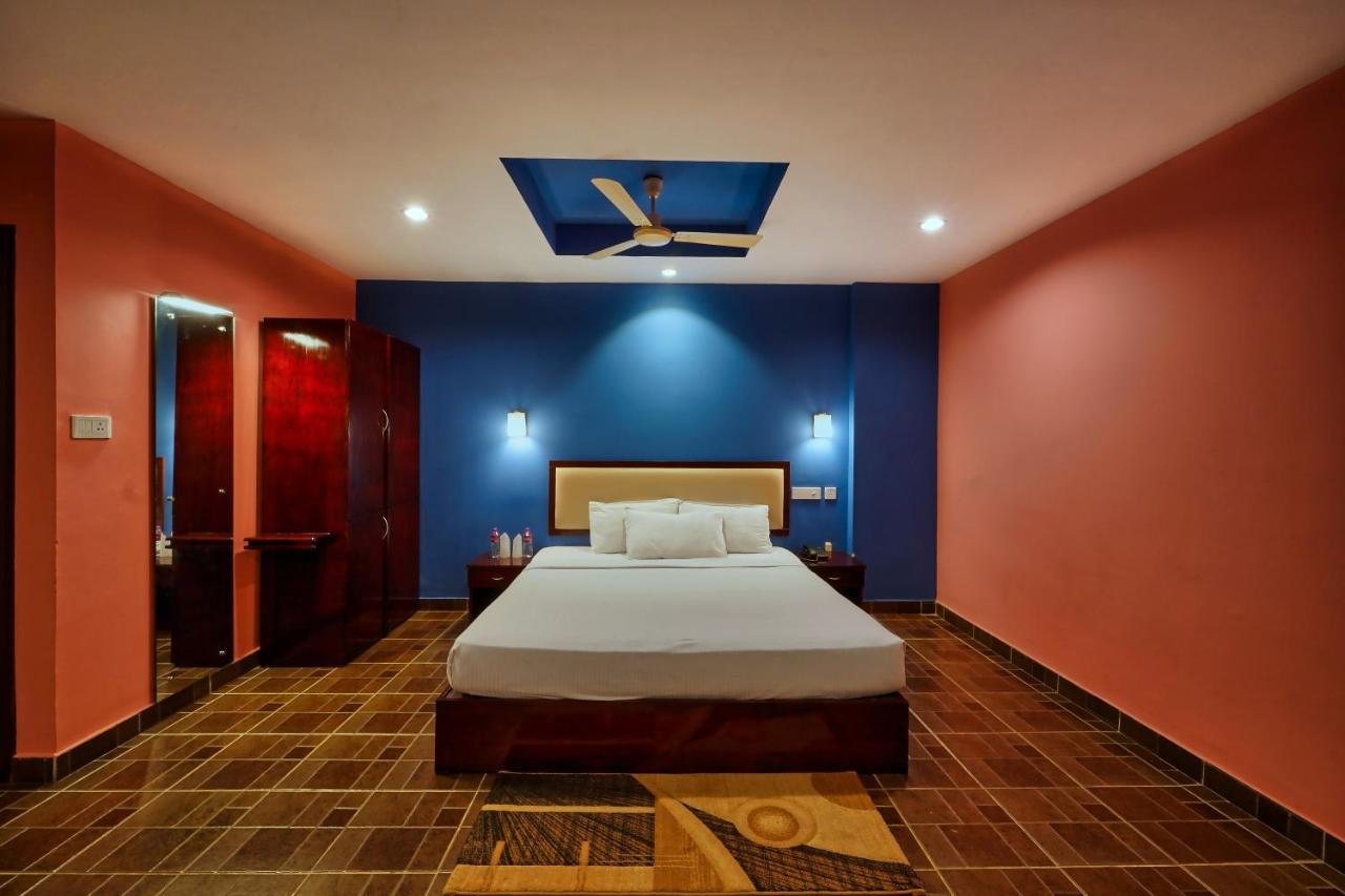 Misty Gate Hotel ไวทีรี ภายนอก รูปภาพ