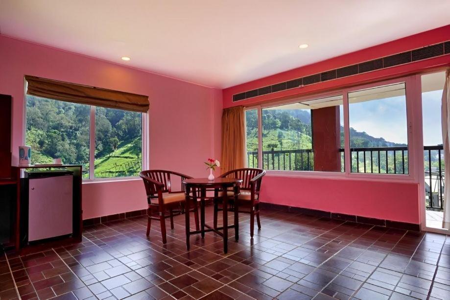 Misty Gate Hotel ไวทีรี ภายนอก รูปภาพ