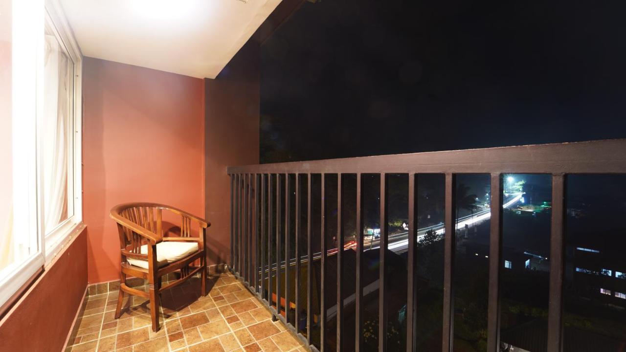 Misty Gate Hotel ไวทีรี ภายนอก รูปภาพ